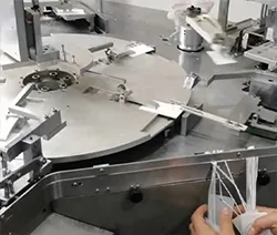 Máy Xỏ Dây Thẻ Treo Nhãn Mác Tự Động F-910